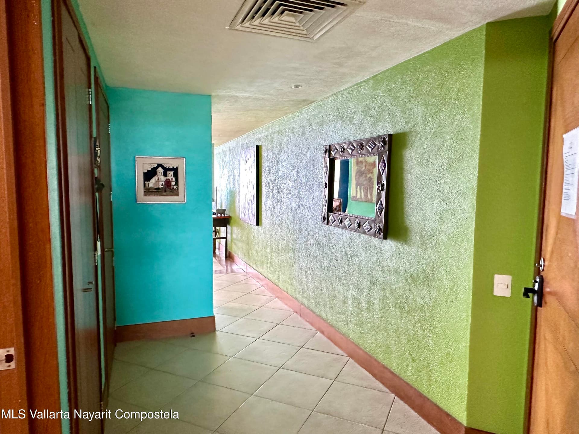 2477 Bld. Francisco Medina Ascencio 10