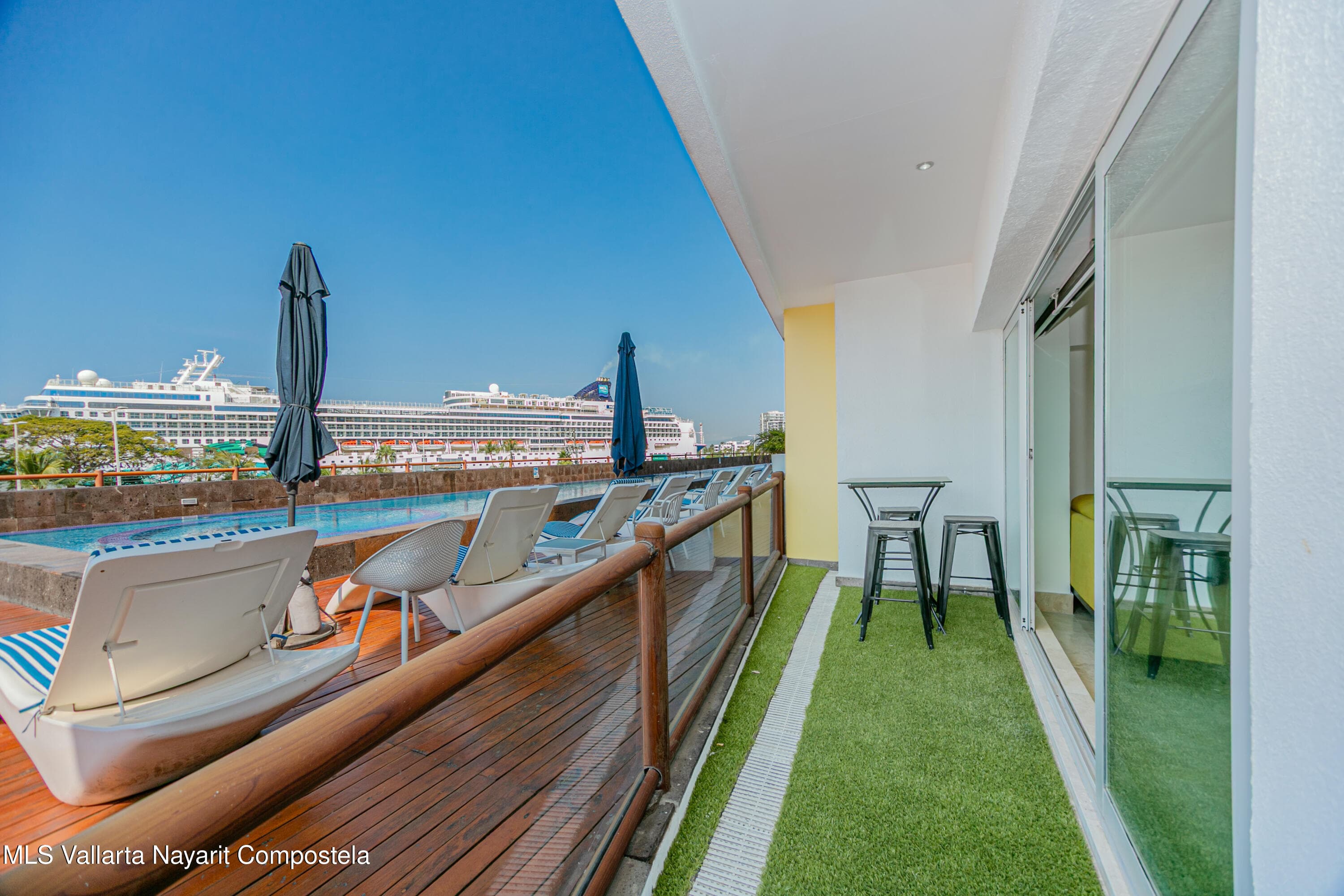 Deck 12 9