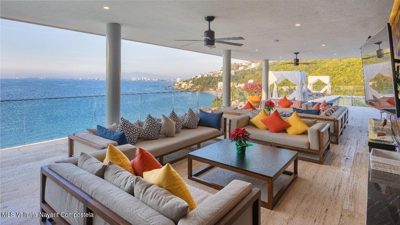 The Reef 16