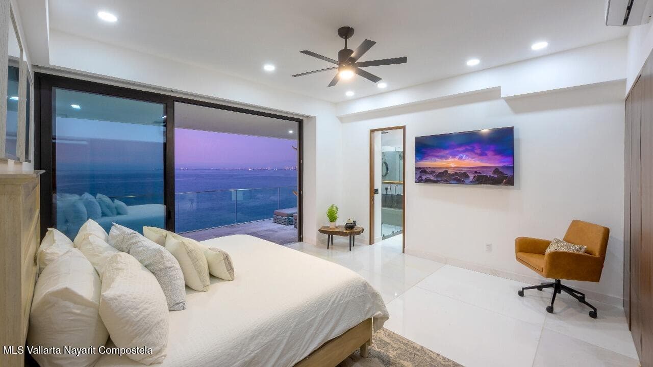 The Reef 5