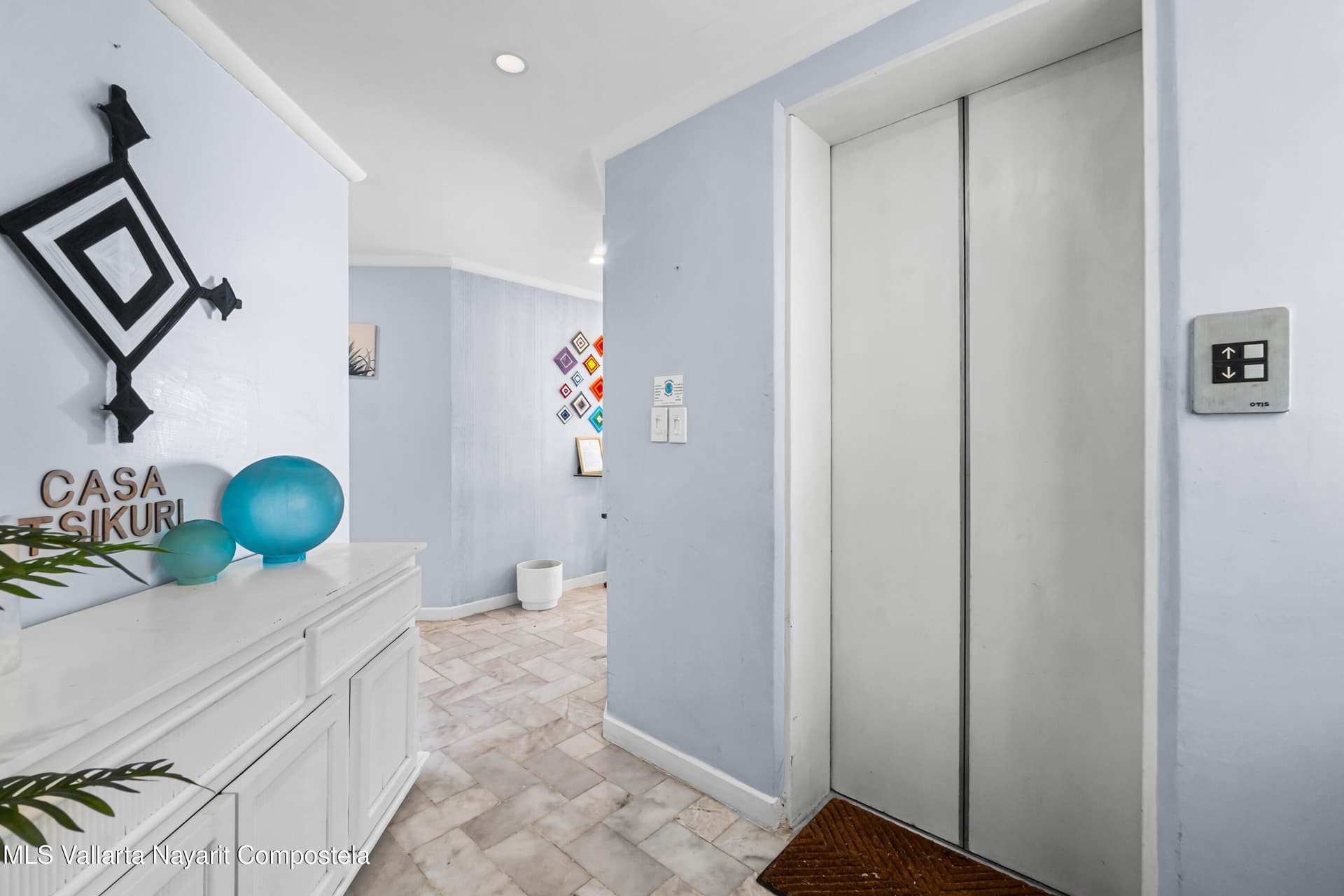 Condo in South Shore