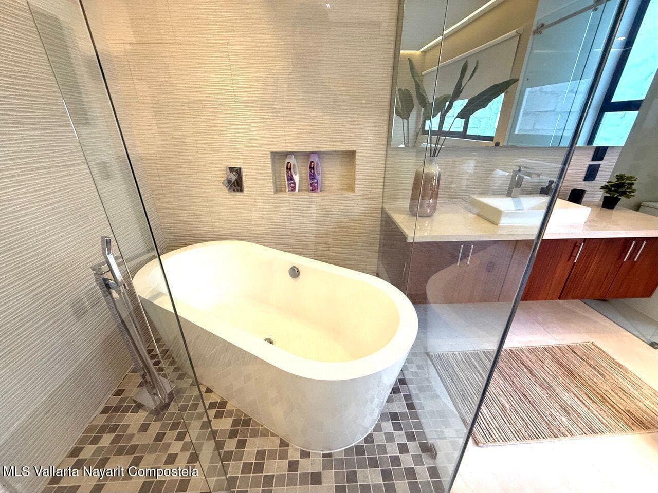 172 Uruguay 31