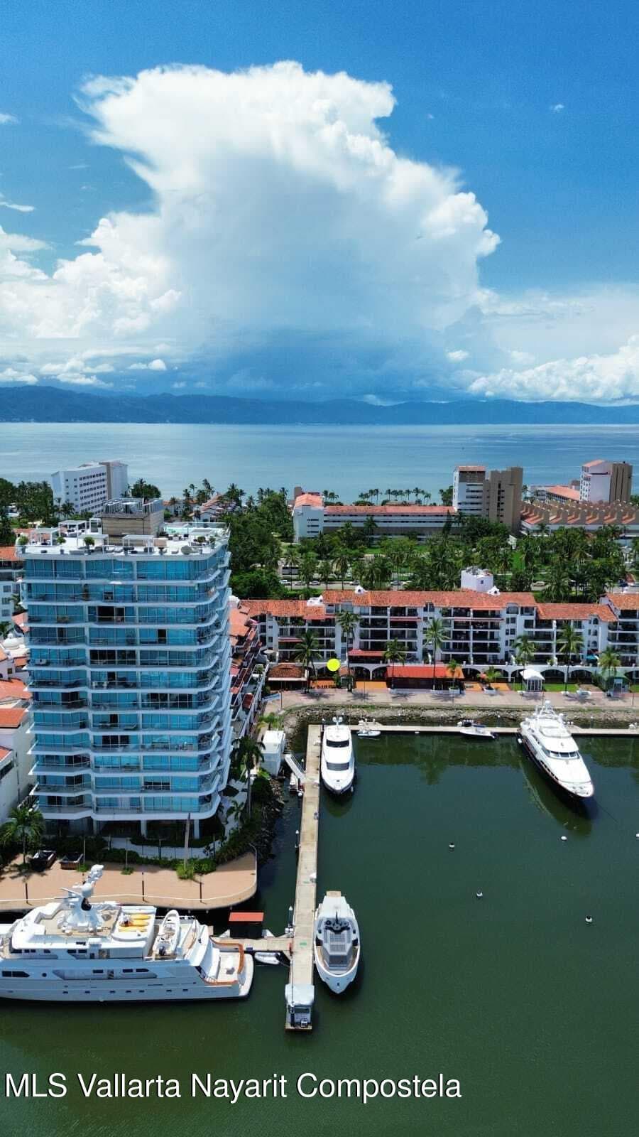 Marina Las Palmas I 10