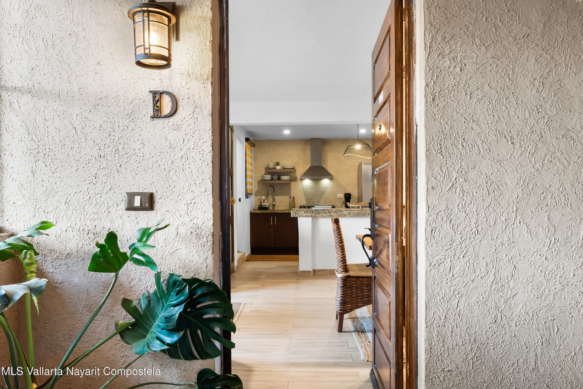 415 PRISCILIANO SANCHEZ AV. 2