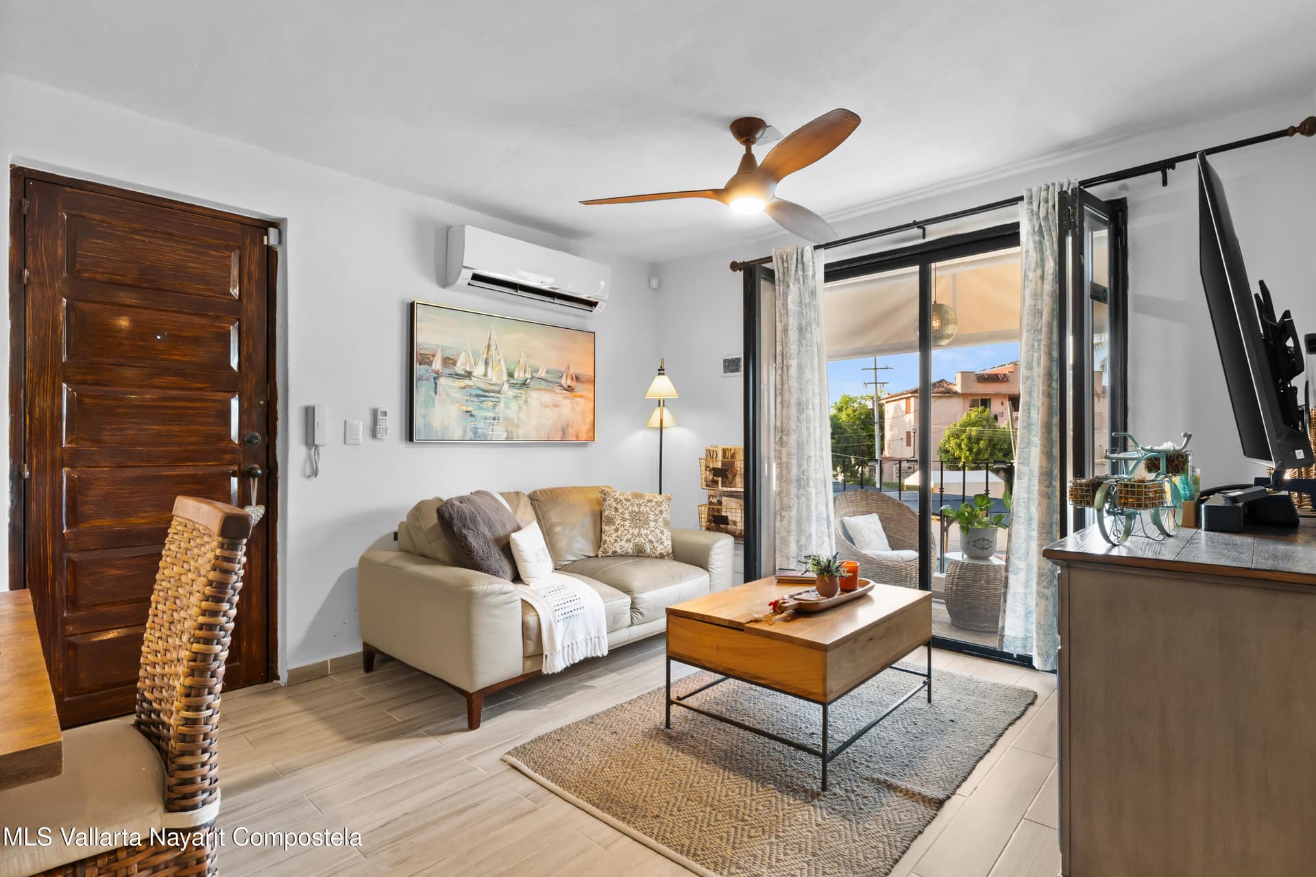 415 PRISCILIANO SANCHEZ AV. 9
