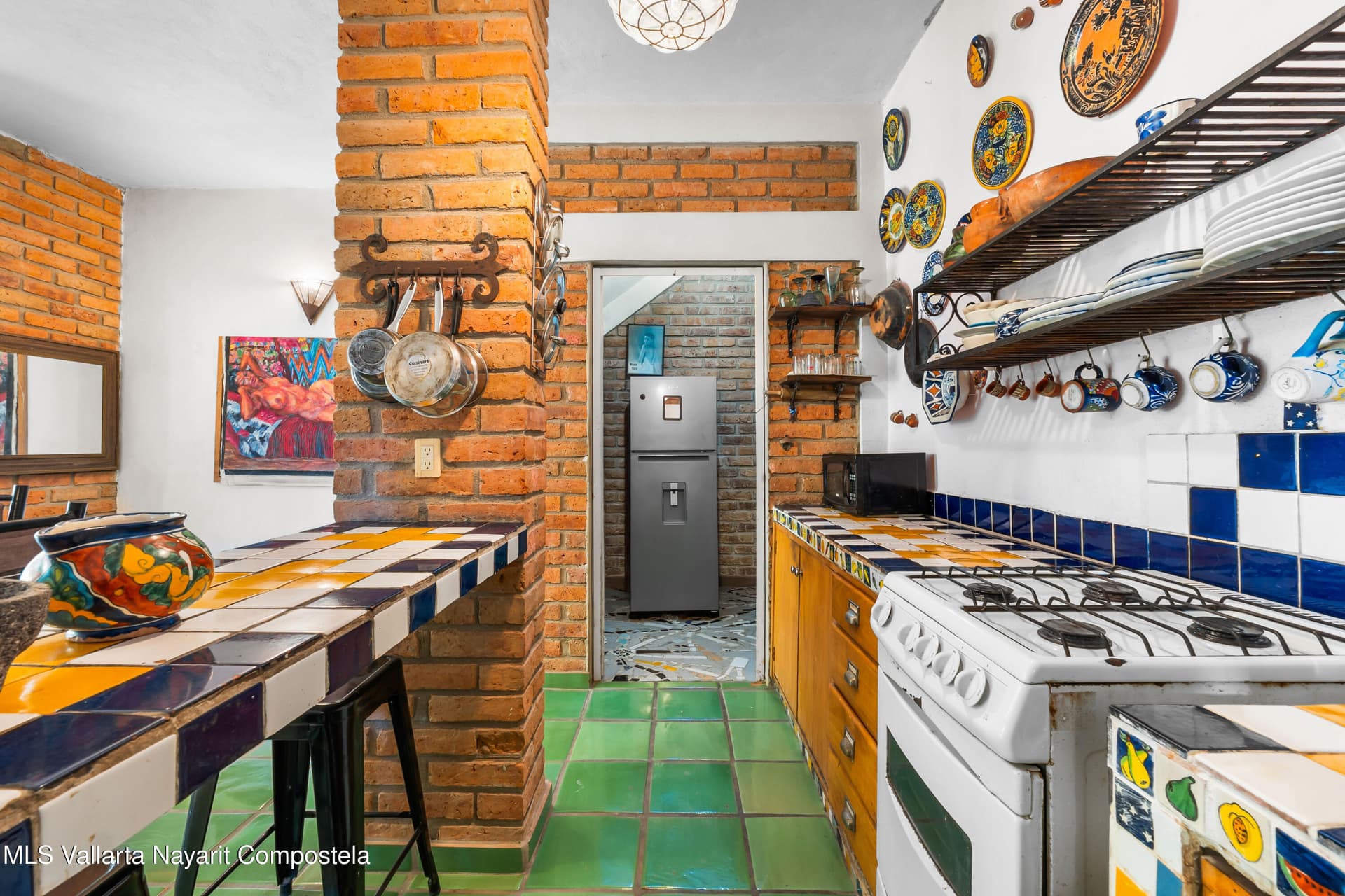 635 Cuauhtemoc 22