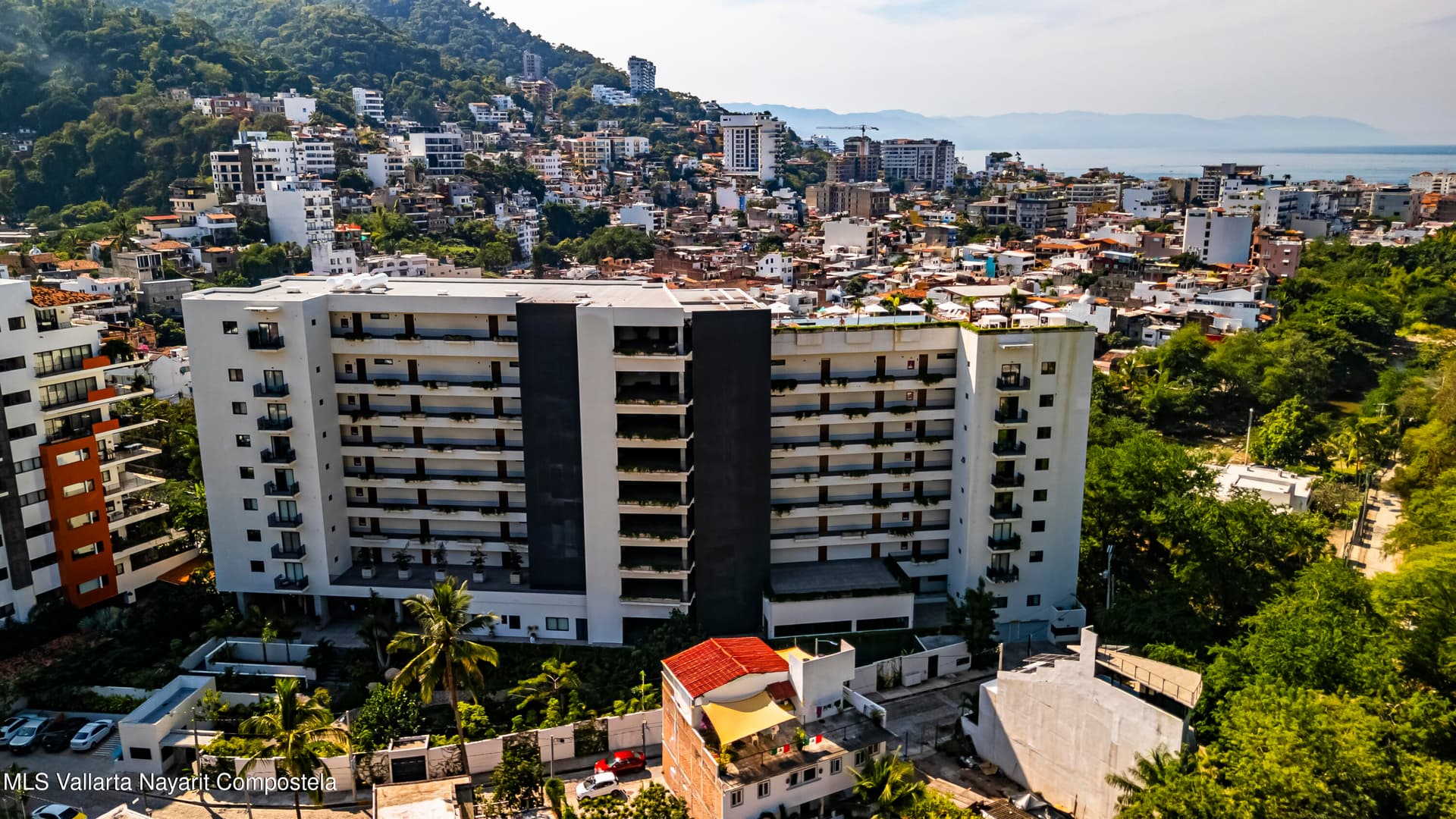 Oasis at Riviera Cuale 30