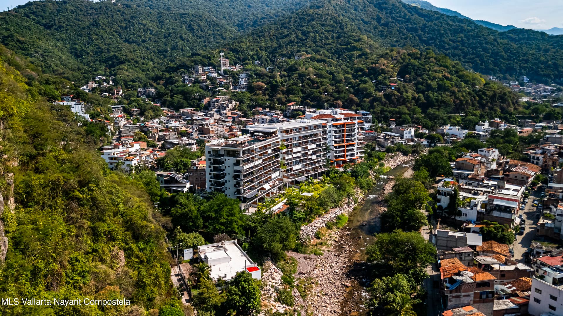 Oasis at Riviera Cuale 38