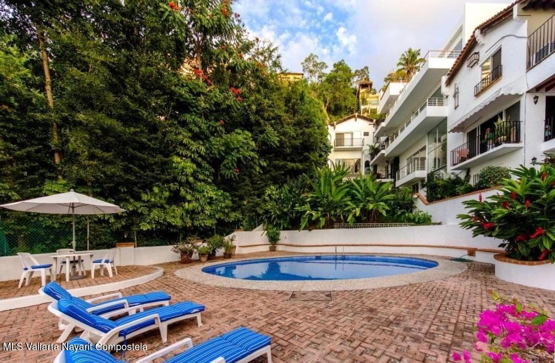 La Canada 5