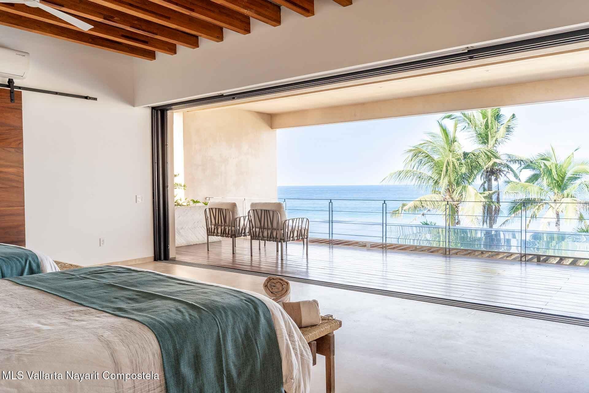 Lot 16 Las Olas 31