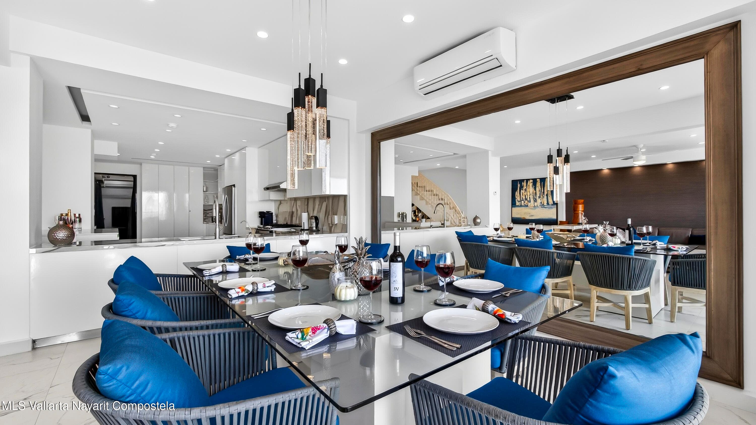 Bay View Grand 16