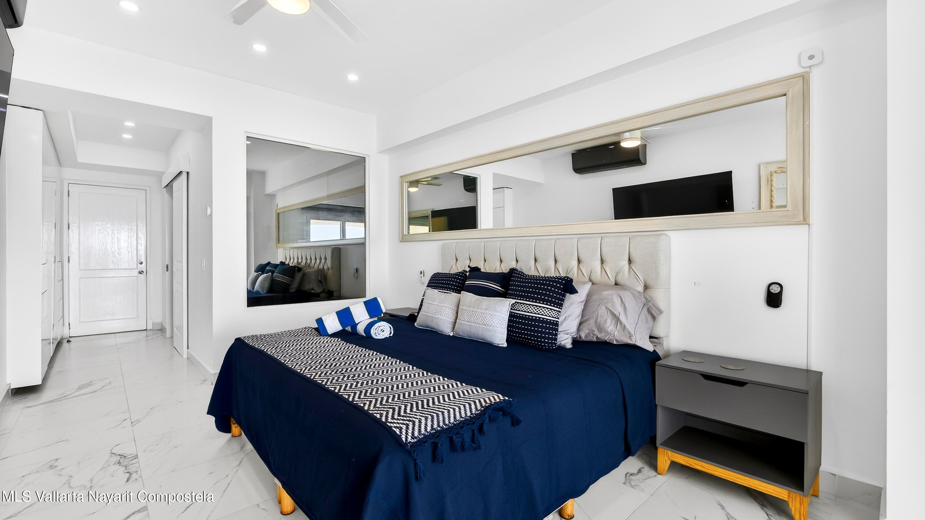 Bay View Grand 33