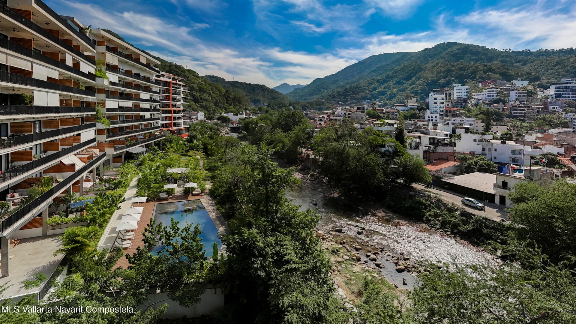 Oasis at Riviera Cuale 30