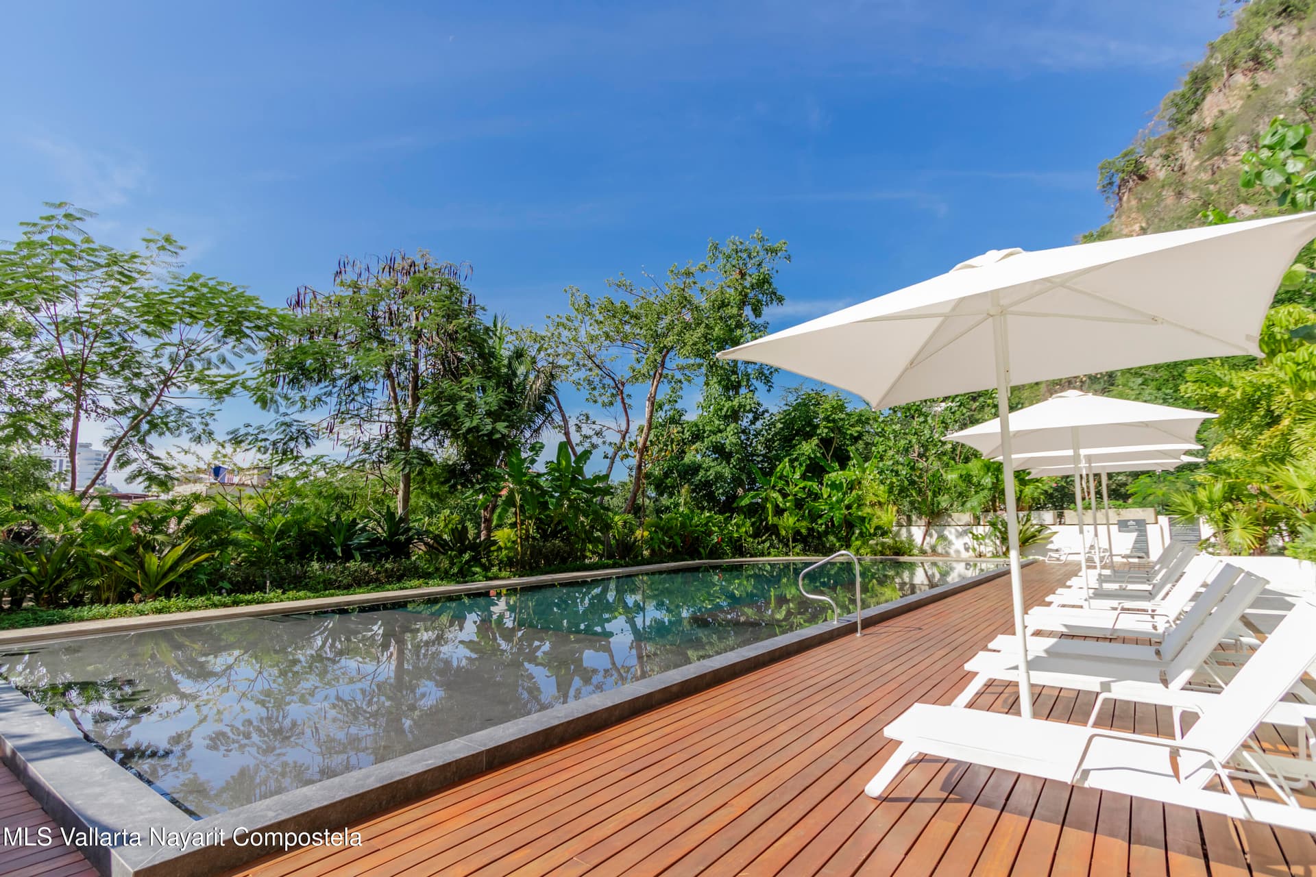 Oasis at Riviera Cuale 19