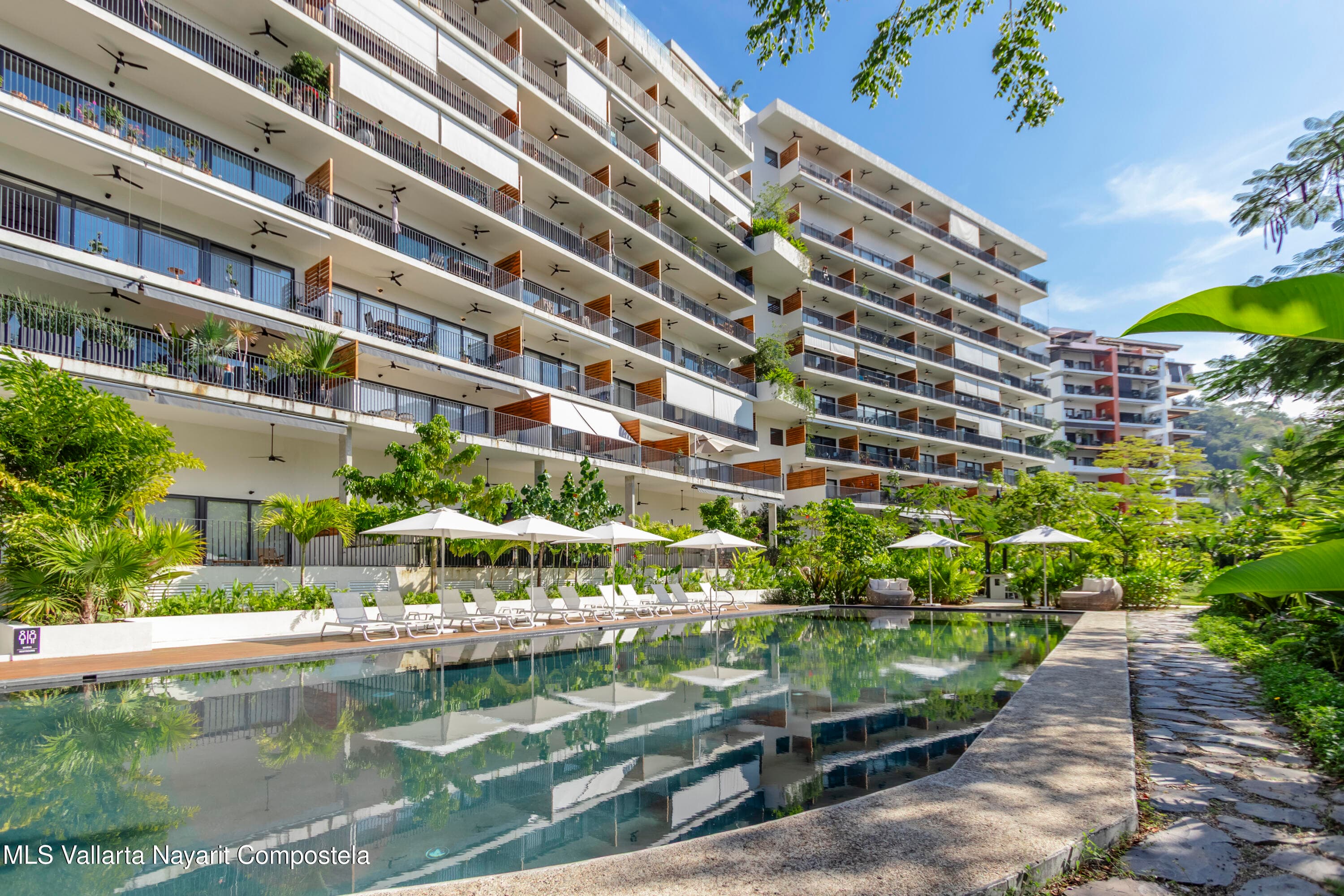 Oasis at Riviera Cuale 2