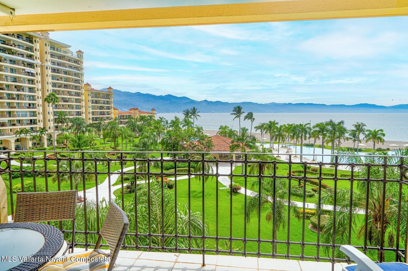 Bay View Grand 3
