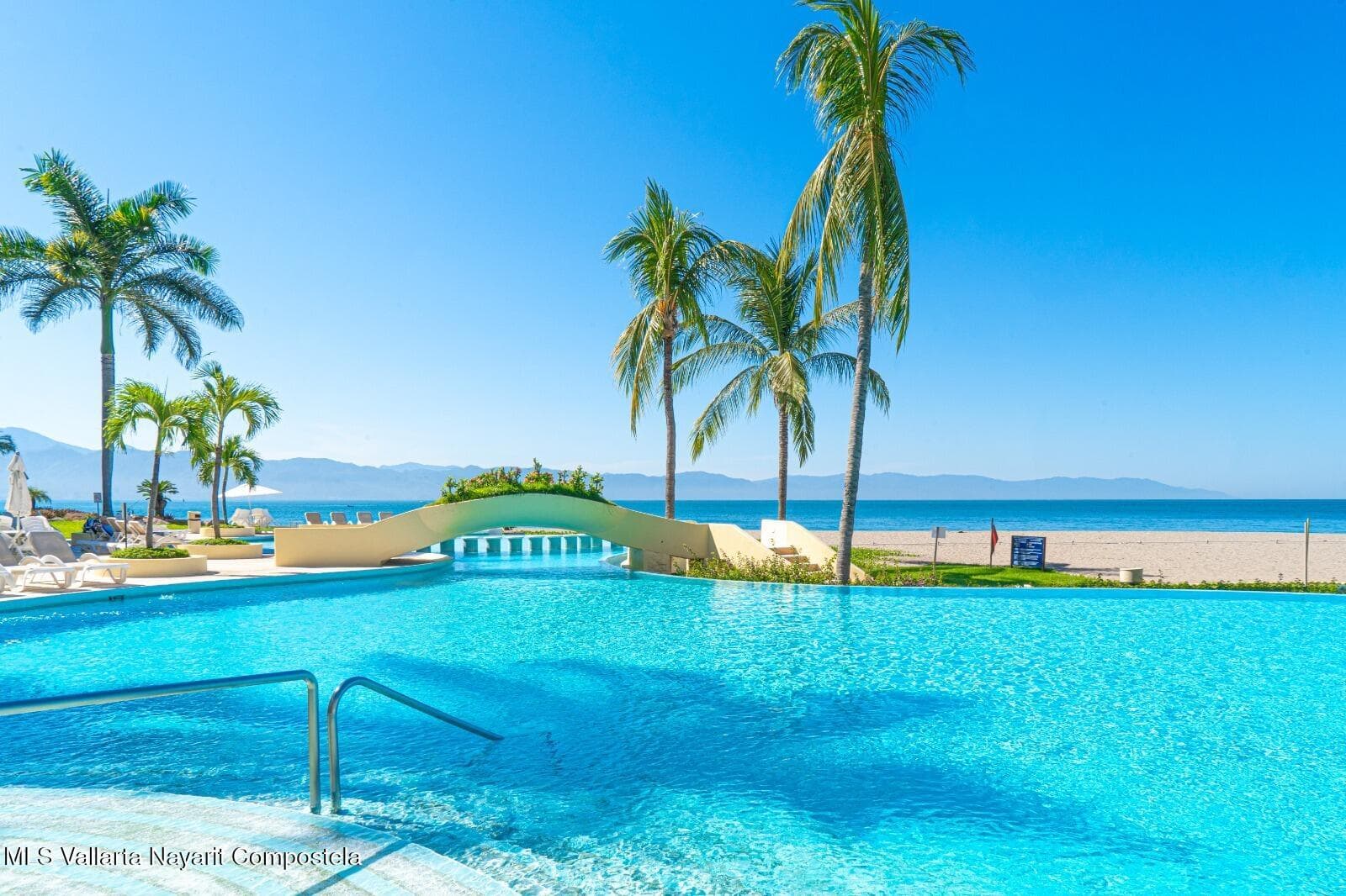 Bay View Grand 13