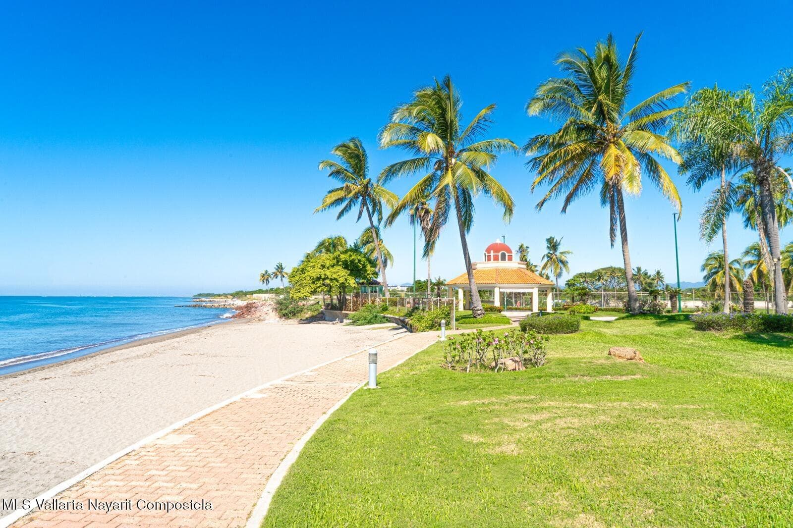 Bay View Grand 14