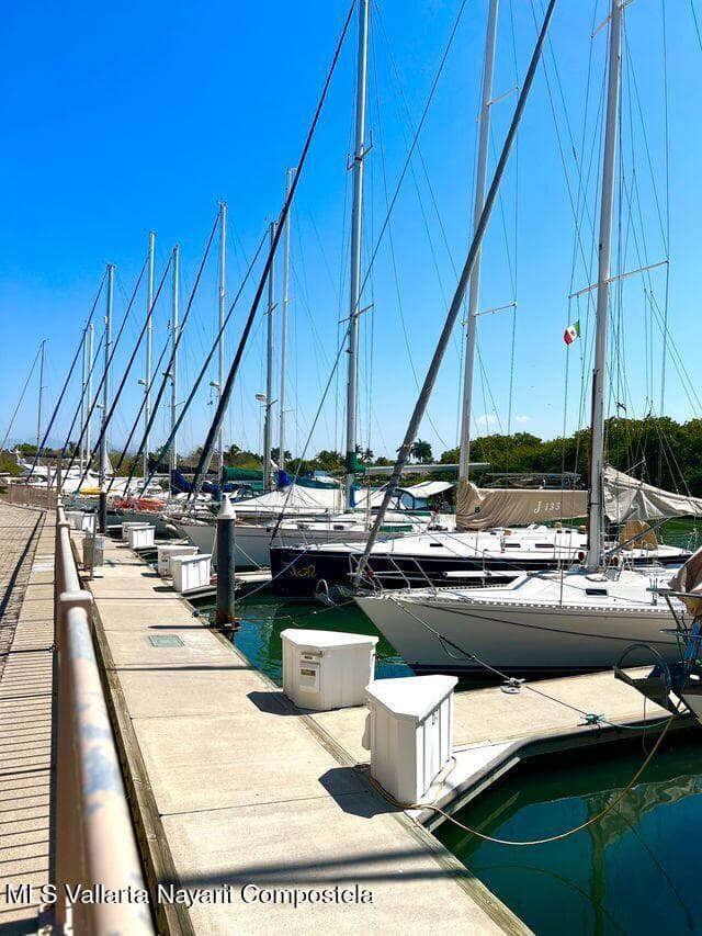 Marina Residences 13