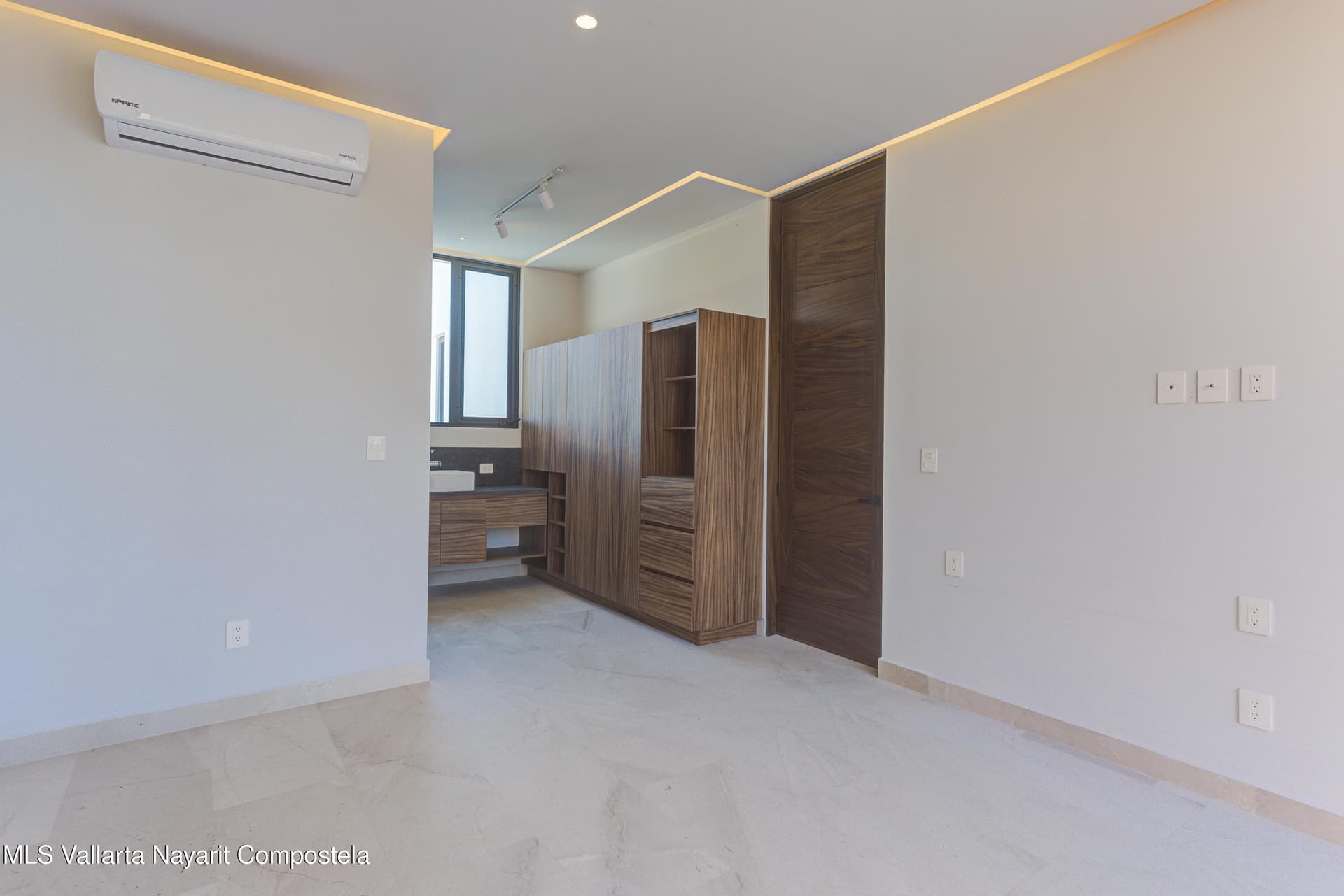 126 Brisa Marina 26