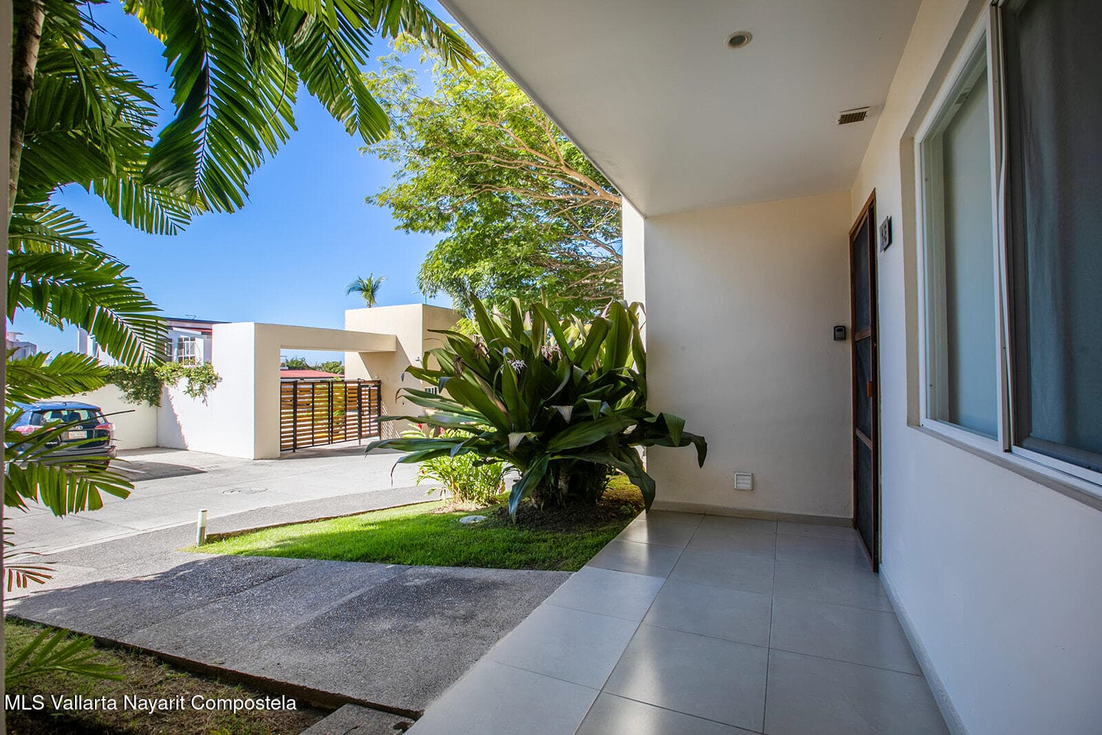 Condo 4
