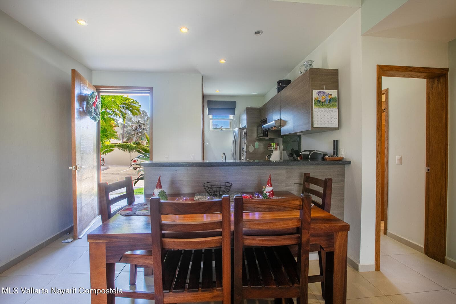 Condo 10