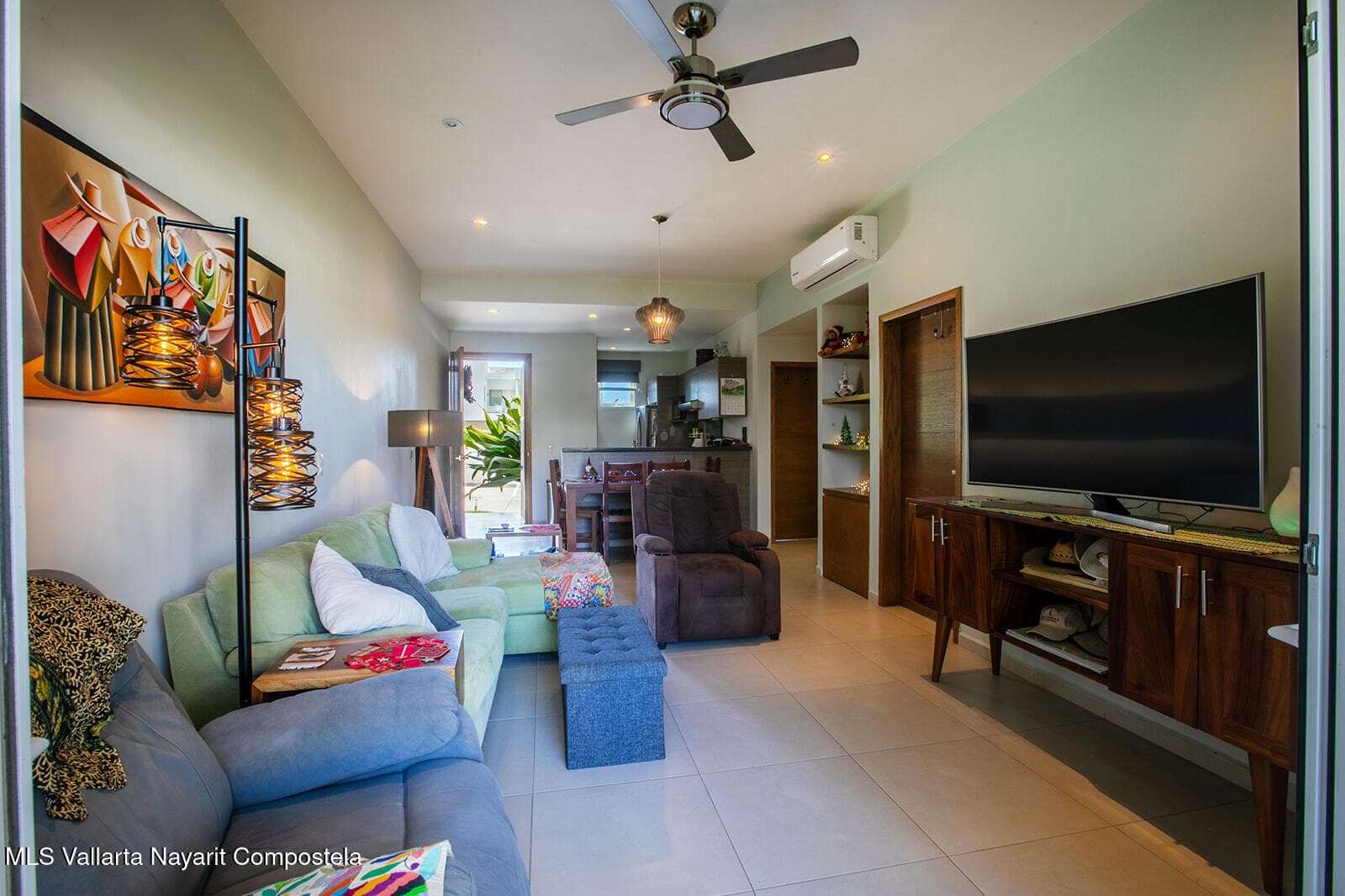 Condo 16