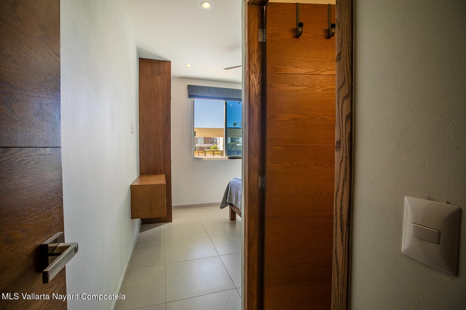 Condo 19