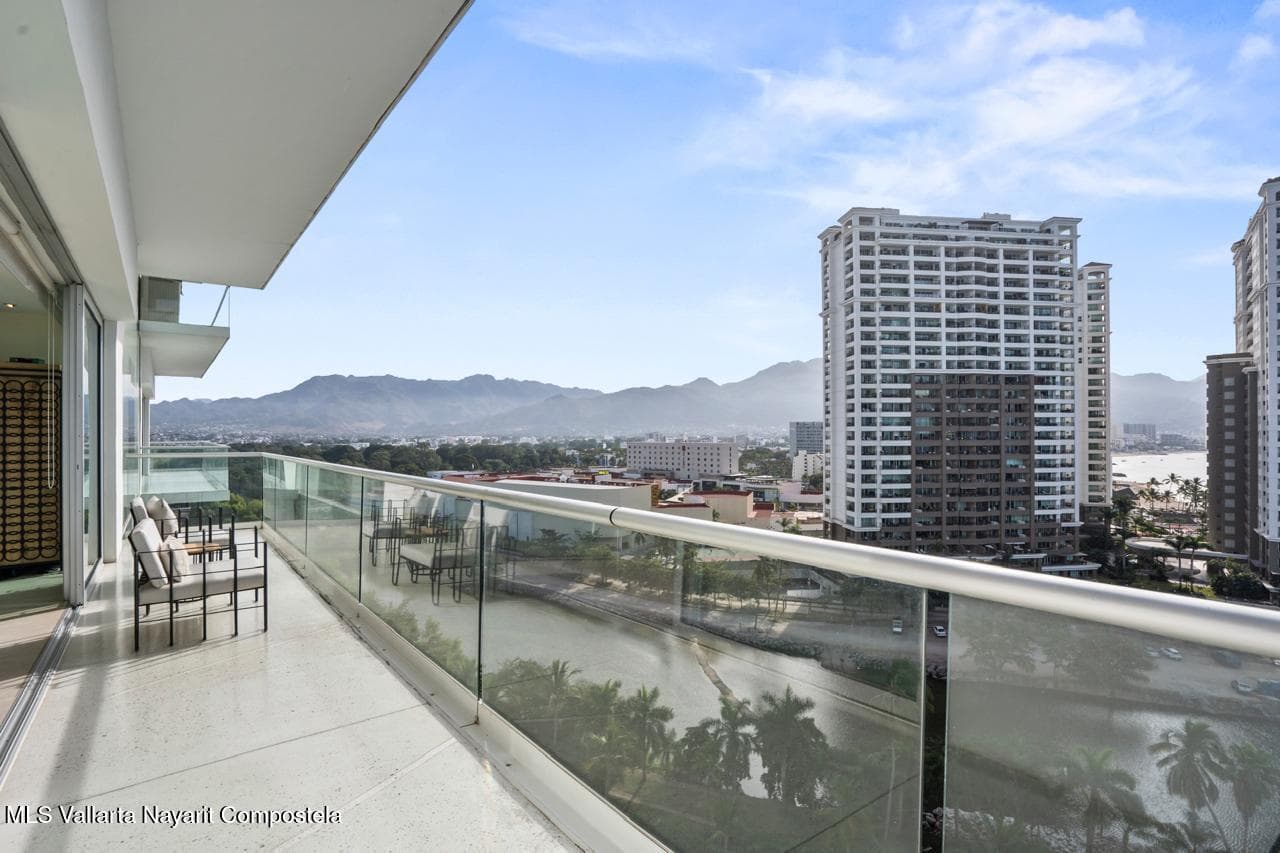 Peninsula Vallarta 12