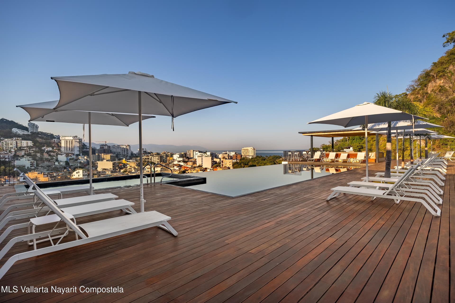 Oasis at Riviera Cuale 30