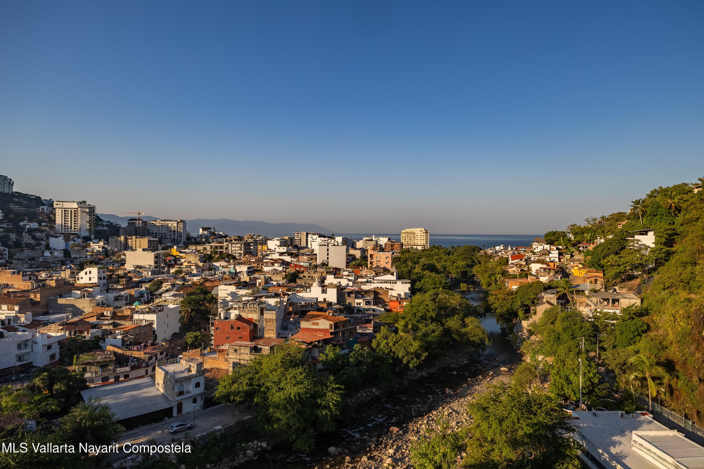 Oasis at Riviera Cuale 35