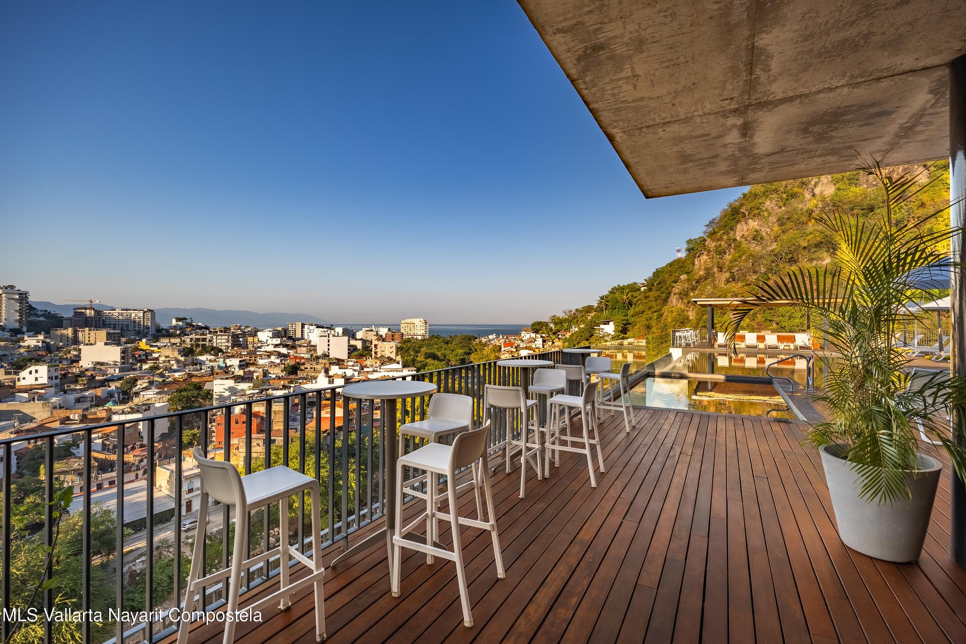 Oasis at Riviera Cuale 36