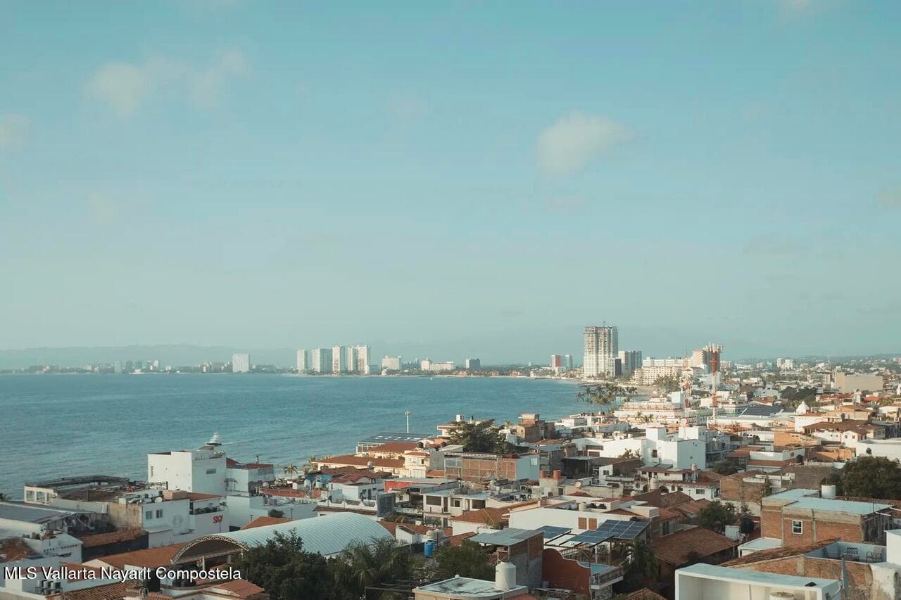 539 Calle Matamoros 2
