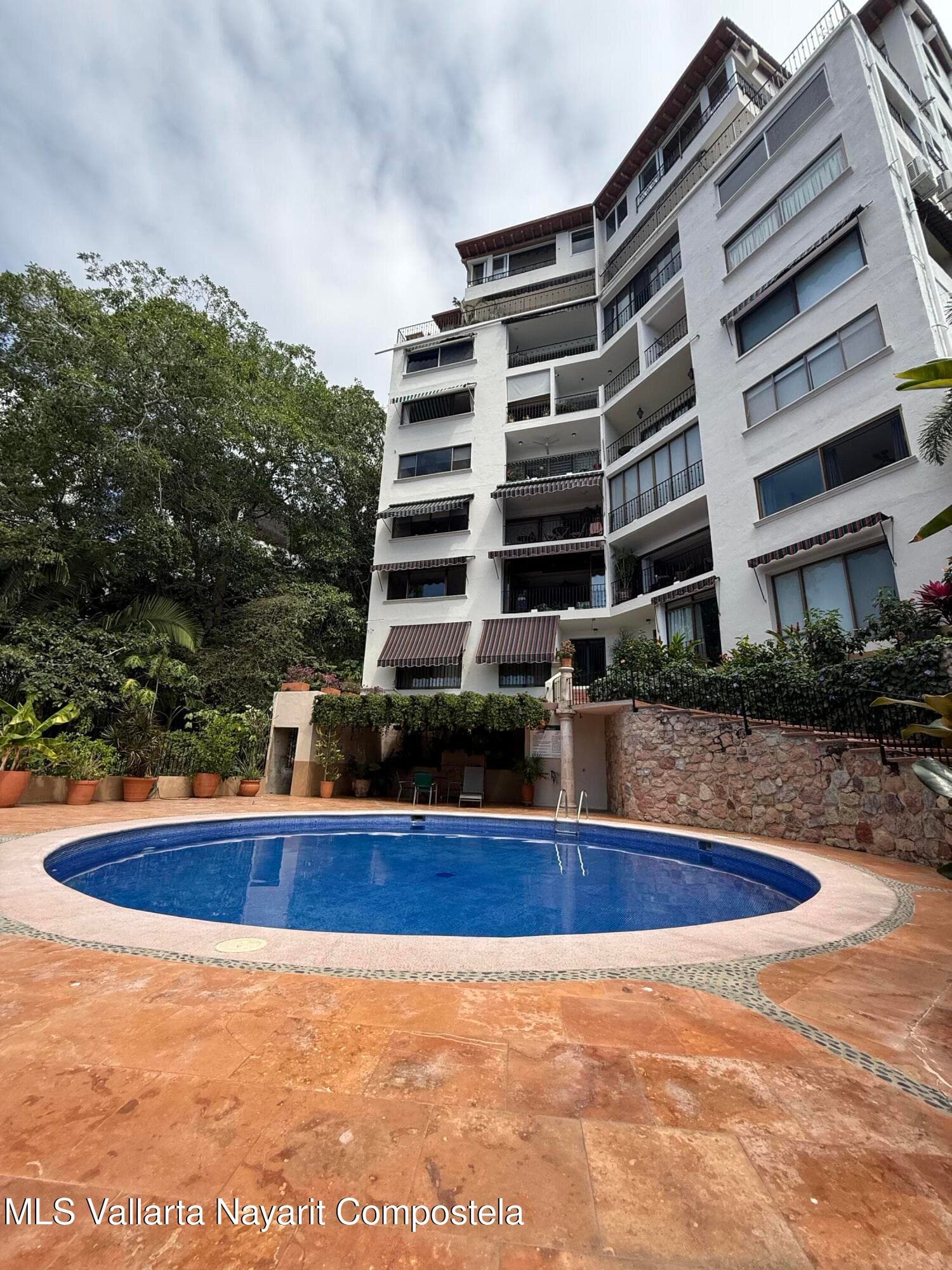 Punta Esmeralda 4
