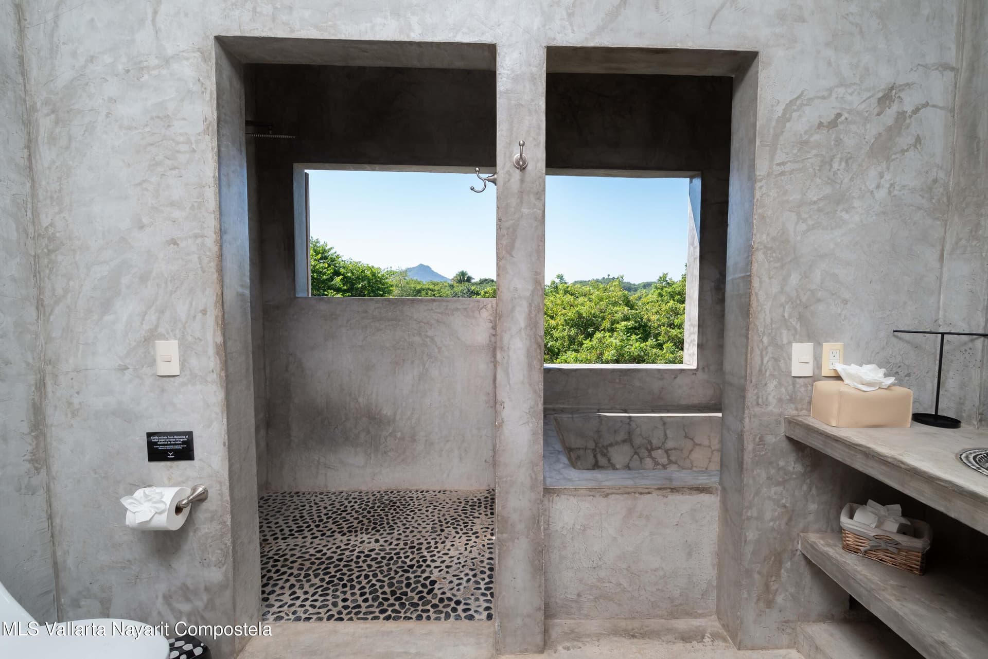 12 palapa 6