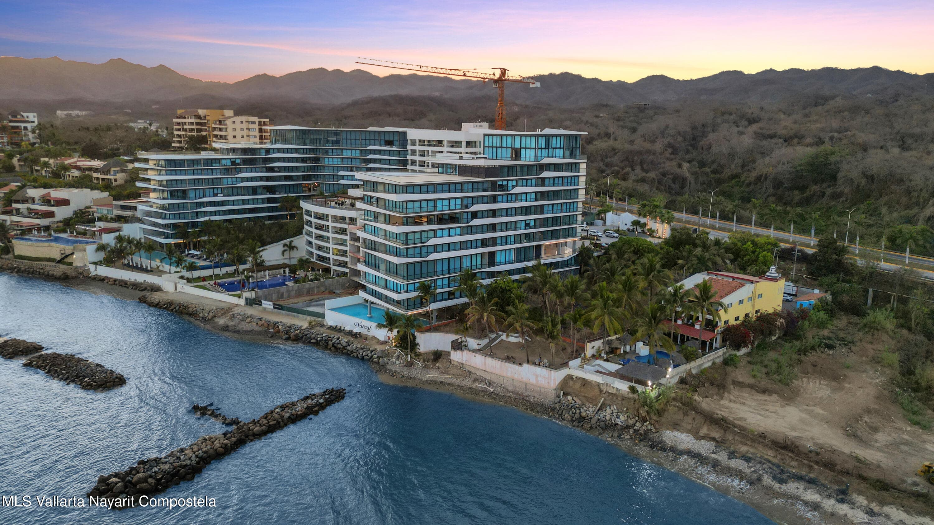 961 Playa de los Picos 24