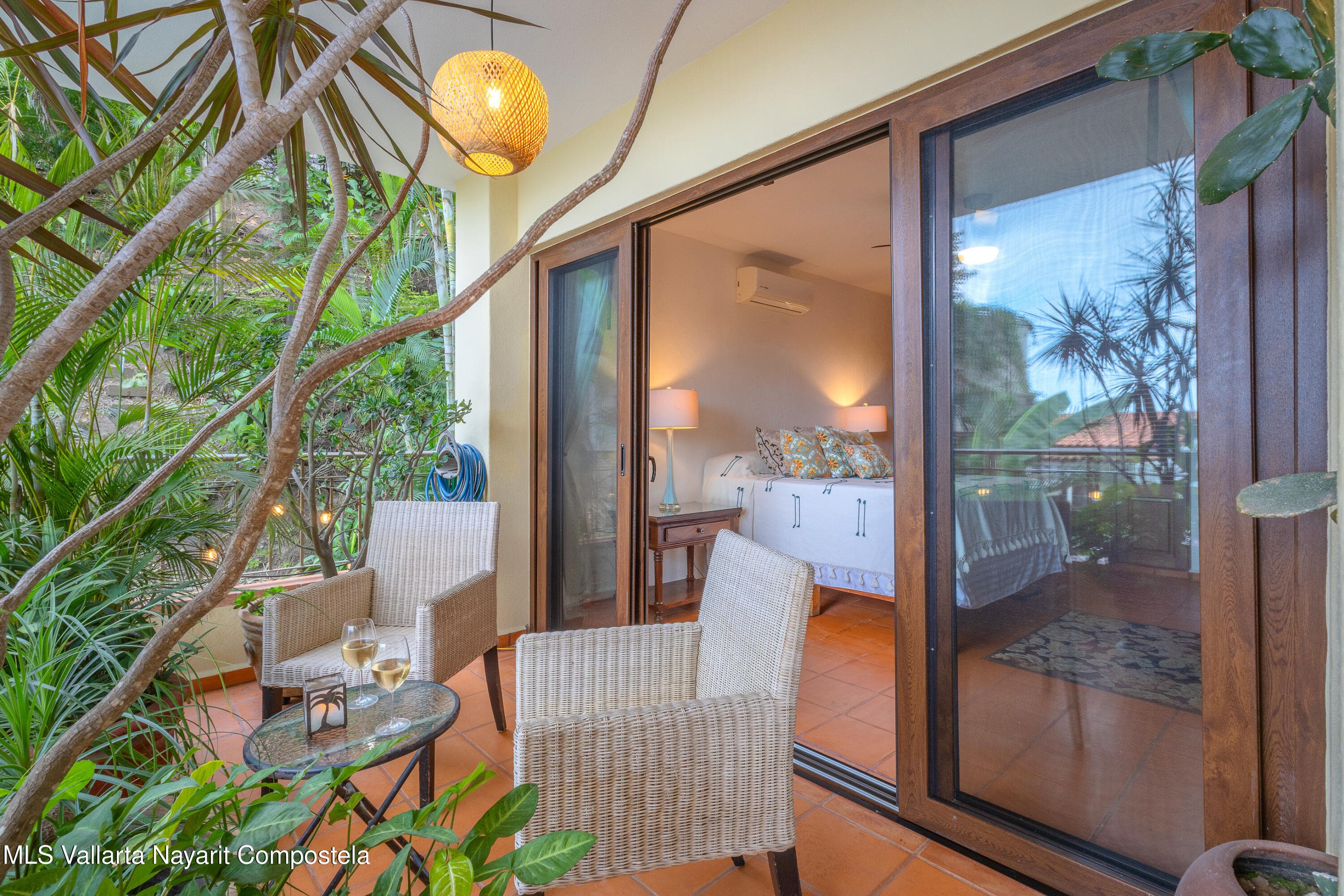 221 Gardenia 25
