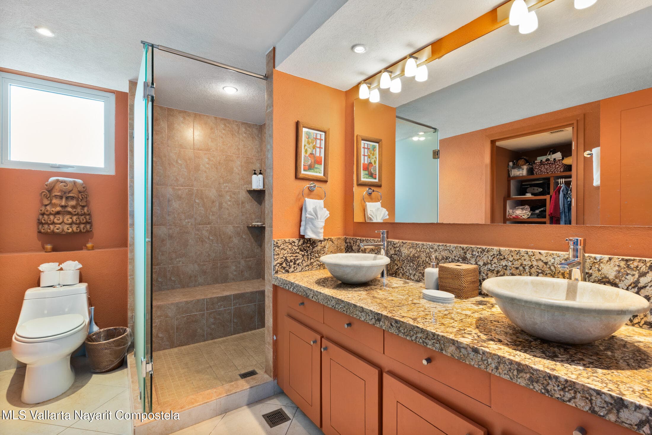 Grand Venetian 13