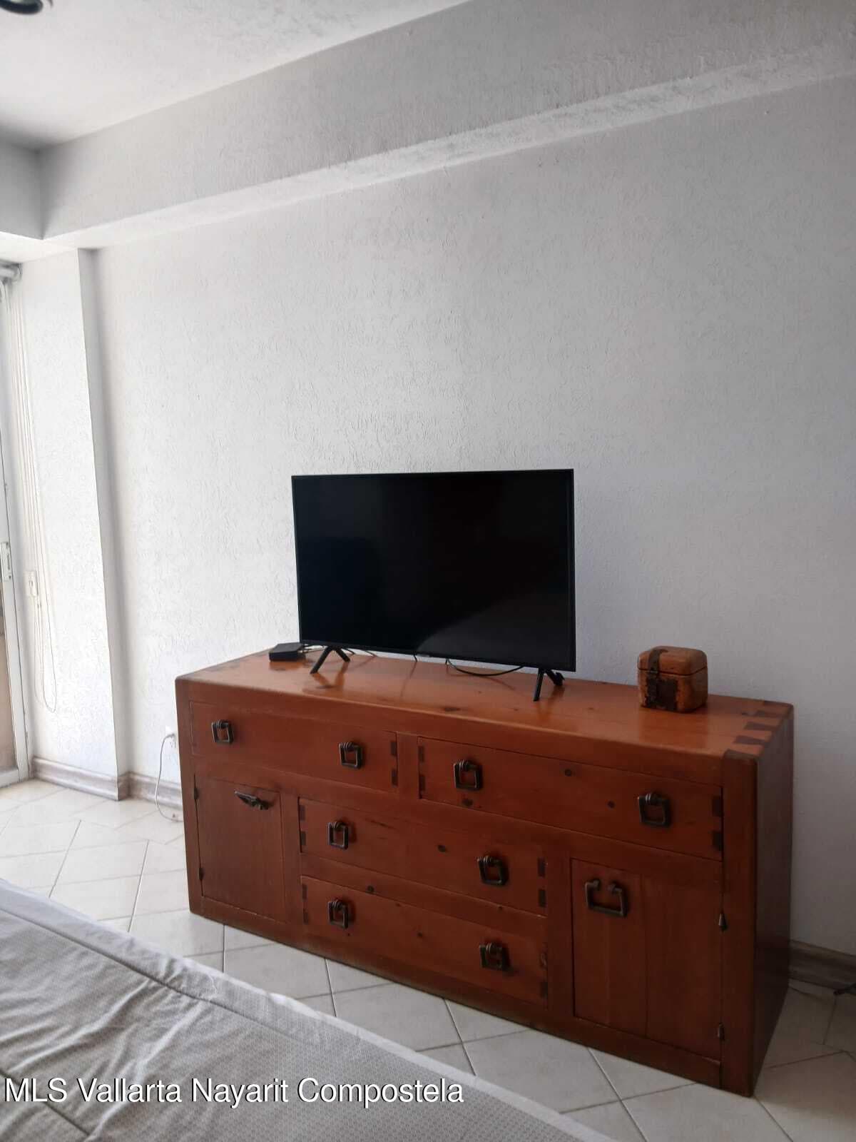 Bay View Grand 14