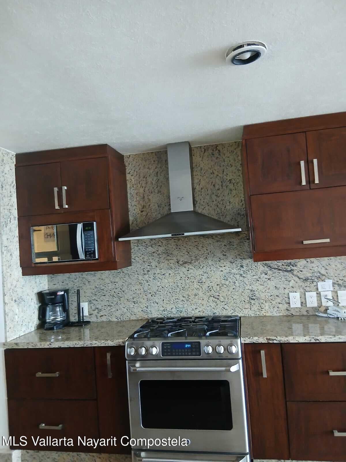 Bay View Grand 12