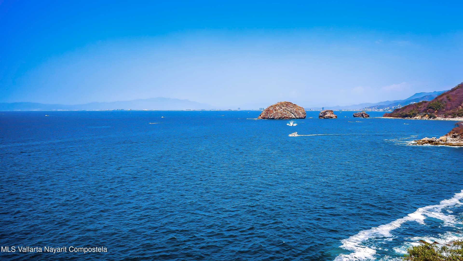 Blue Horizon 16