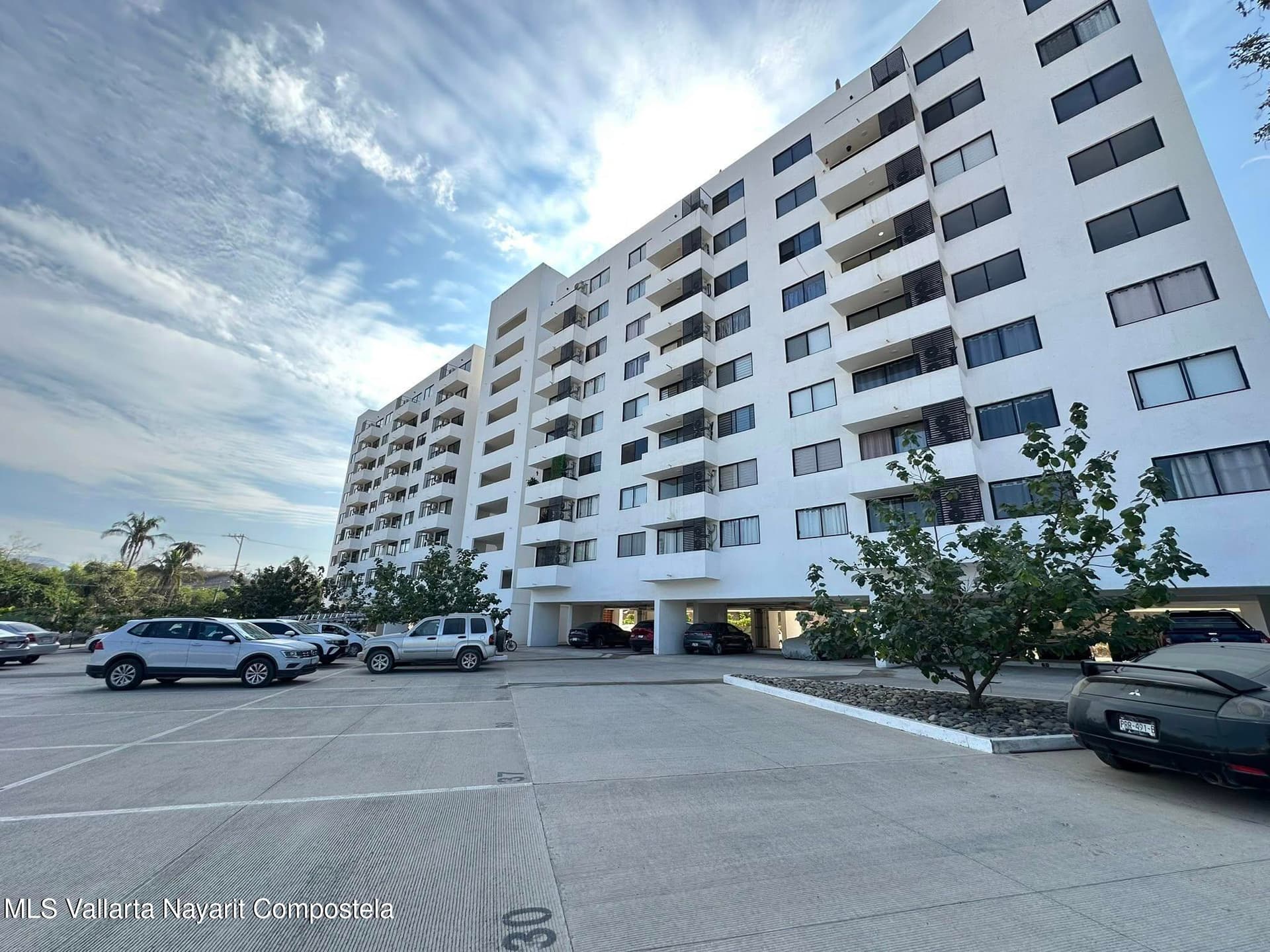604 Avenida Federacion