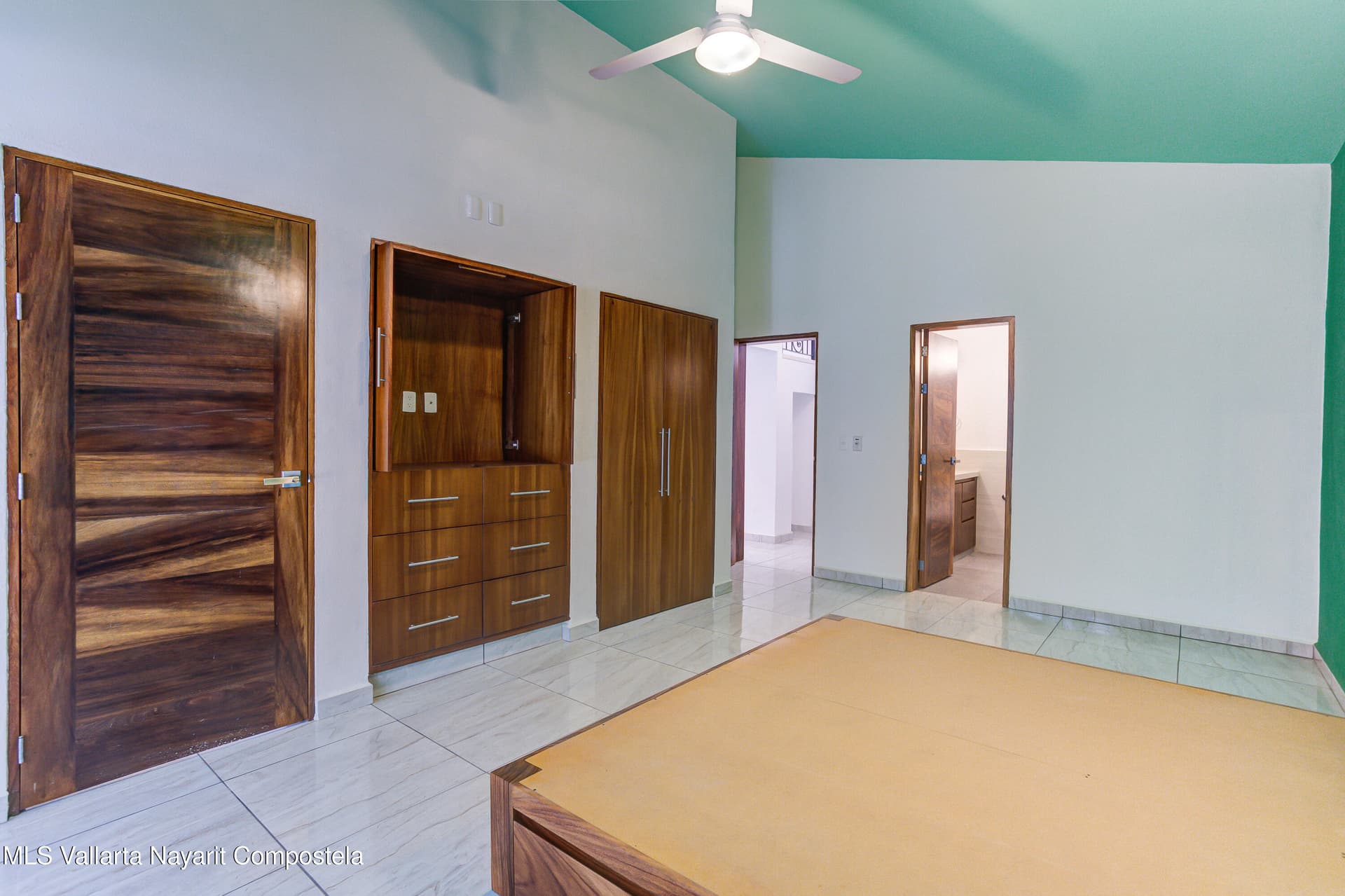 109 Paseo del Salmon 26