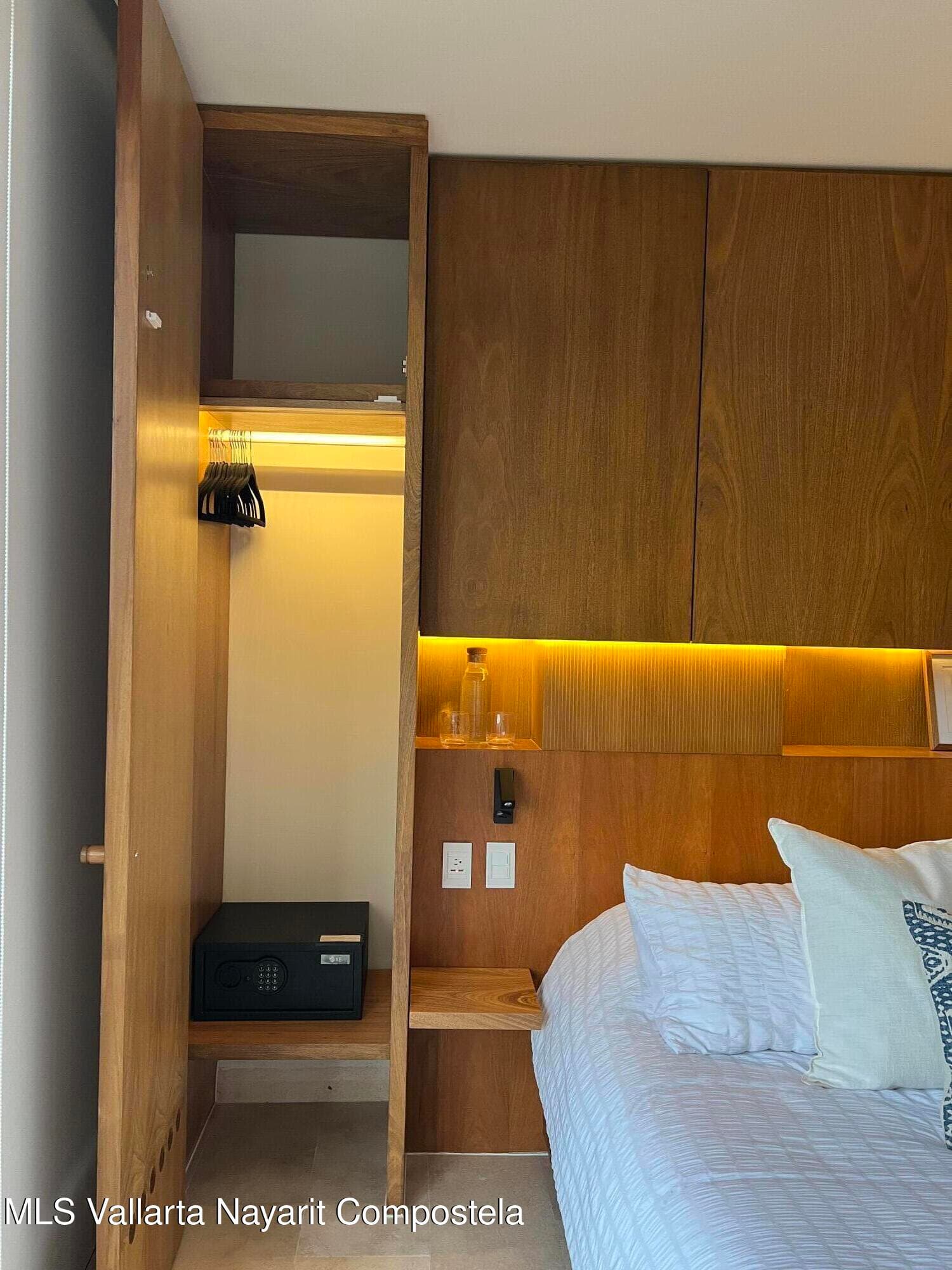 Zantamar 11