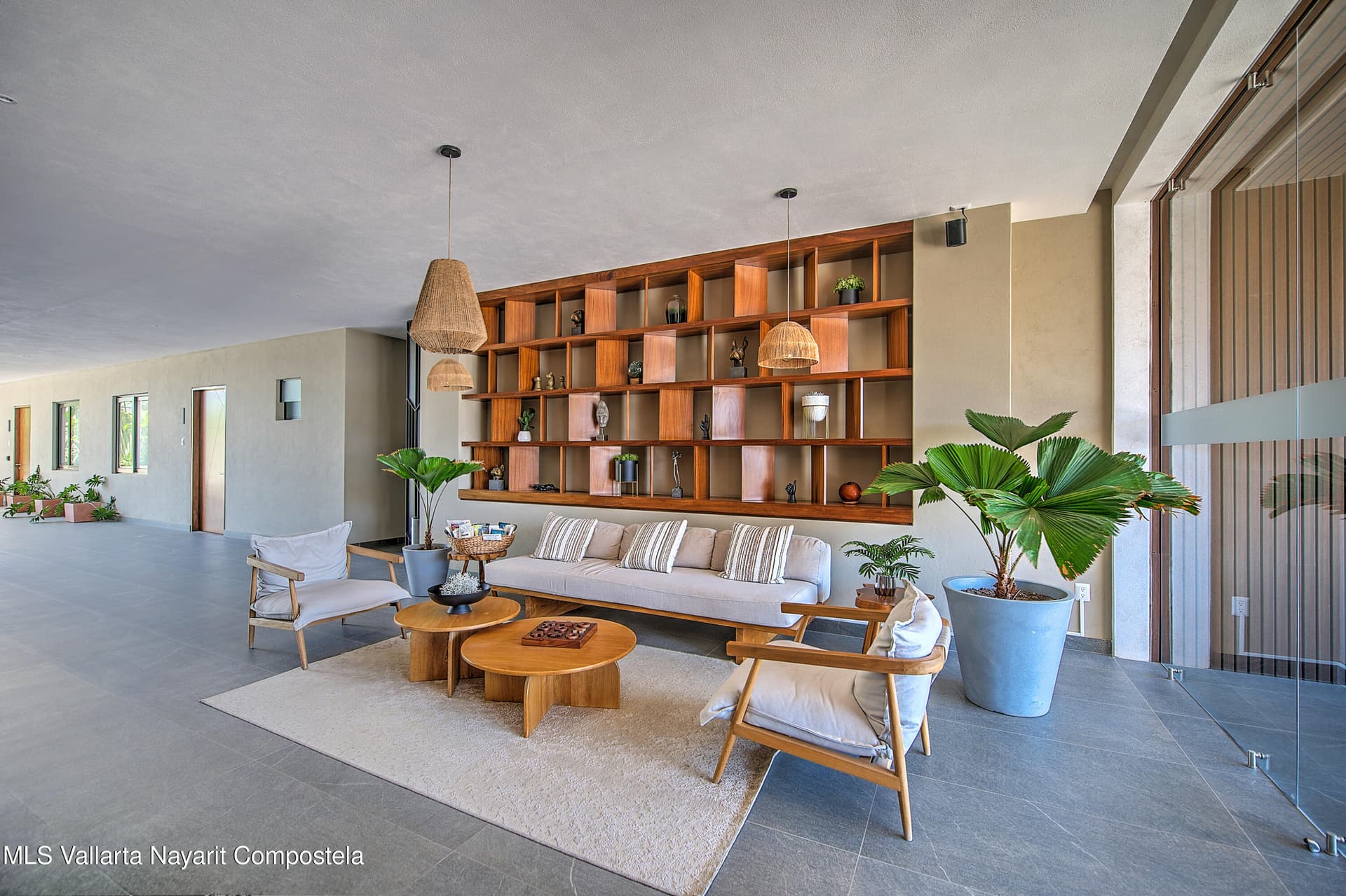 117 PALM SPRING 25