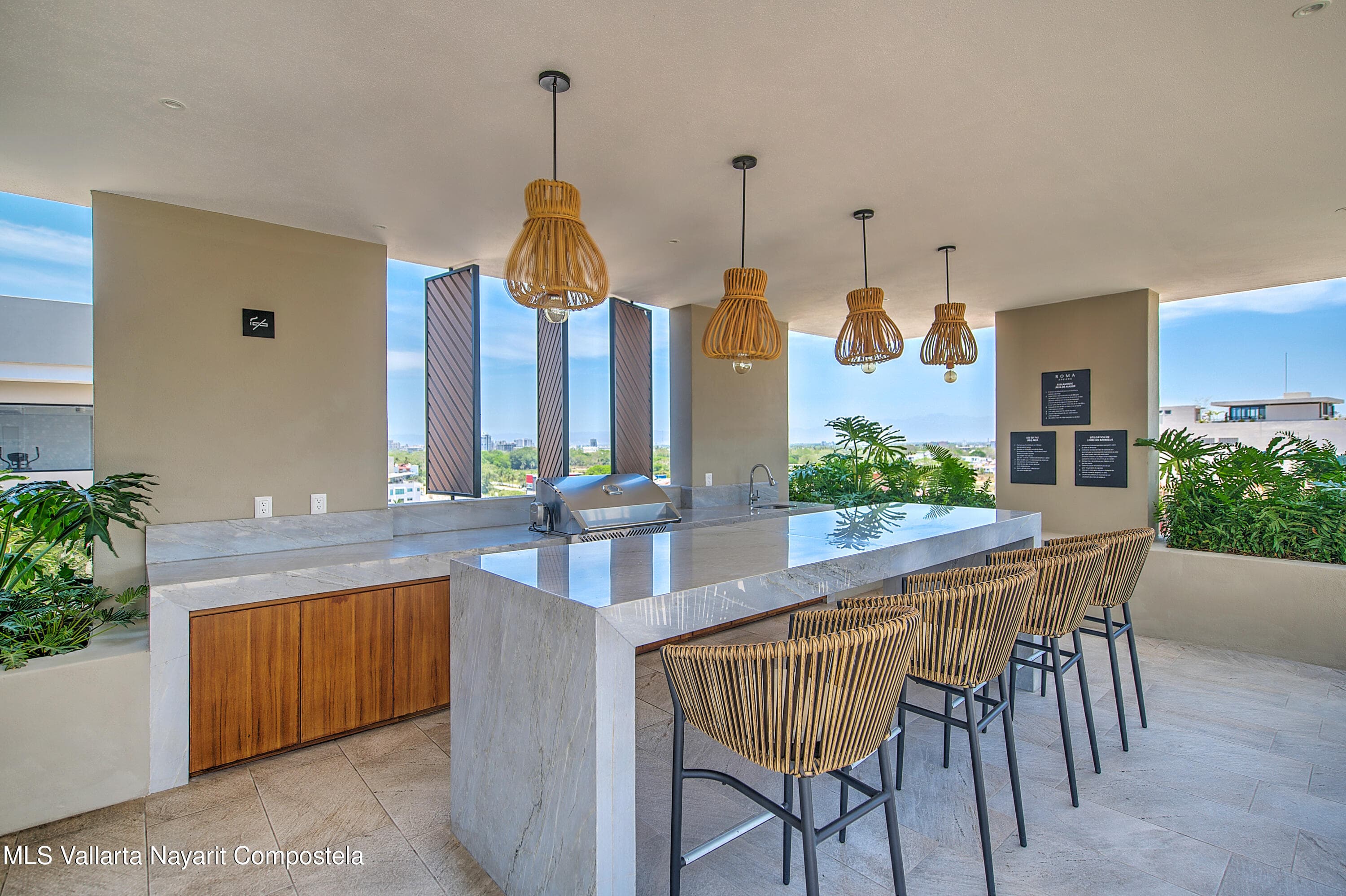117 PALM SPRING 32