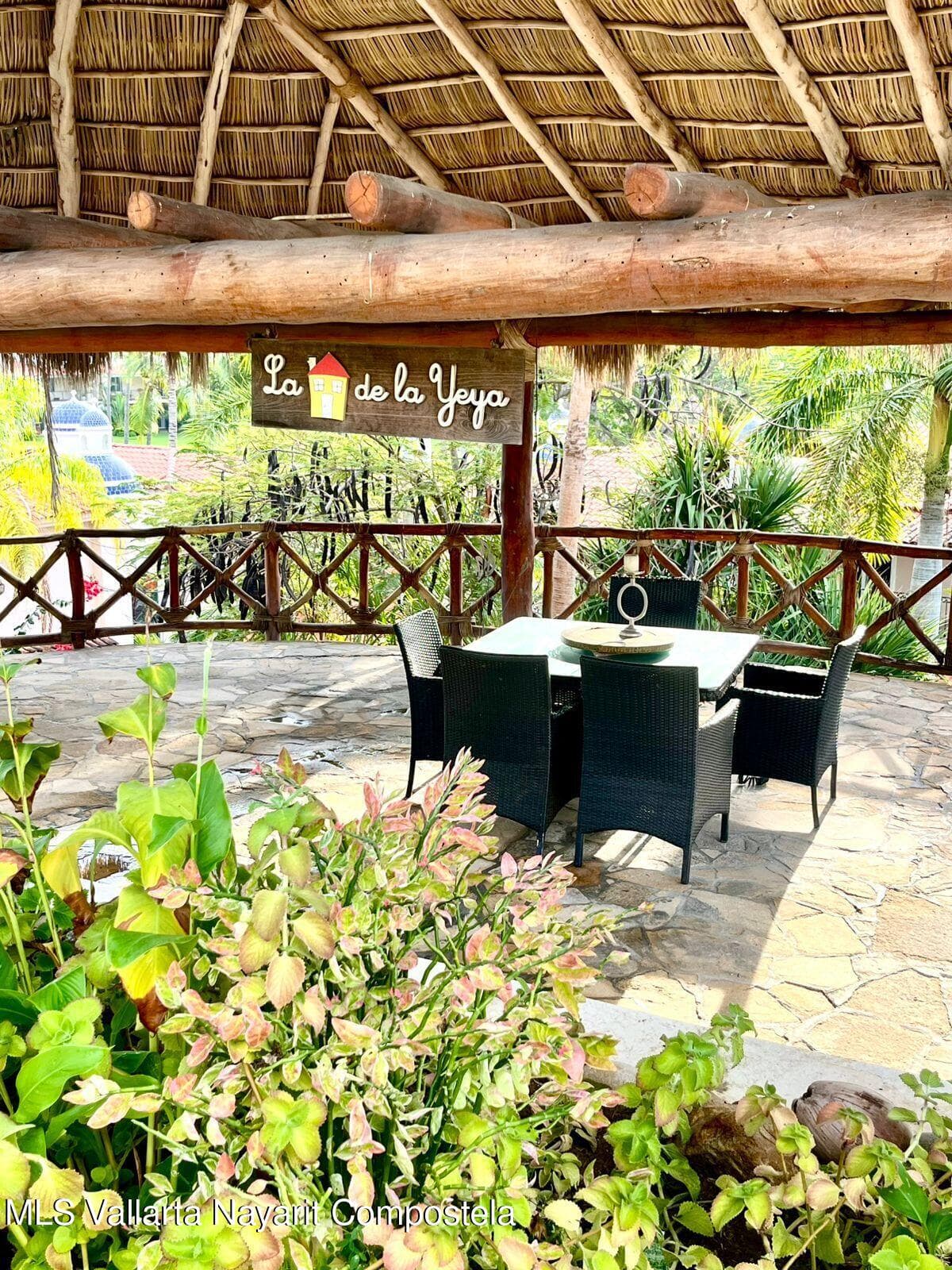 1.2 Carretera Punta de Mita 31