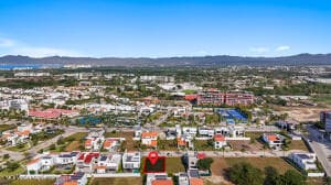 153 Avenida Mexico 8