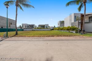 153 Avenida Mexico 10