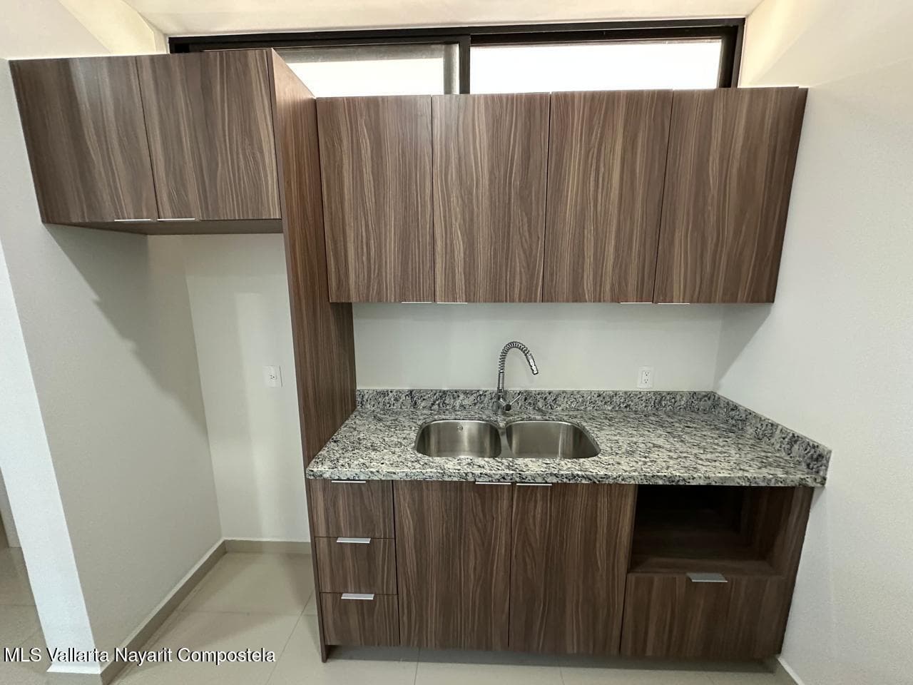 Ebano Residencial 5